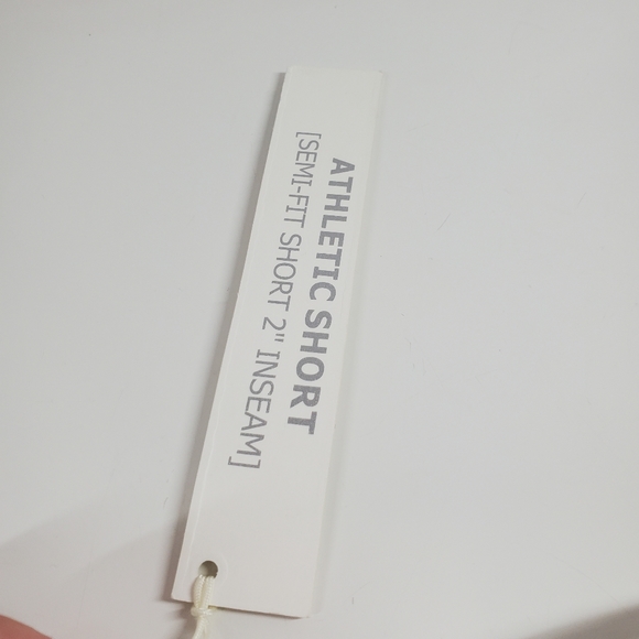 Blank NYC Pearl White Filigree Faux Leather Short - Picture 10 of 11